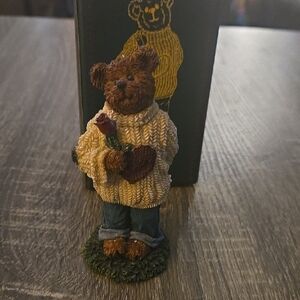 Boyds Bears Brown and Cream Figurine